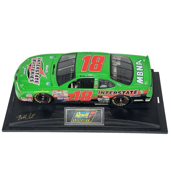 Bobby Labonte #18 Interstate Batteries 1:24 Revell Collection Diecast NEW - Picture 1 of 11